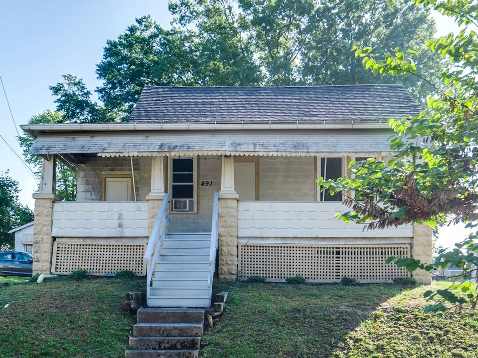 491 Allyn Street — Photo 1