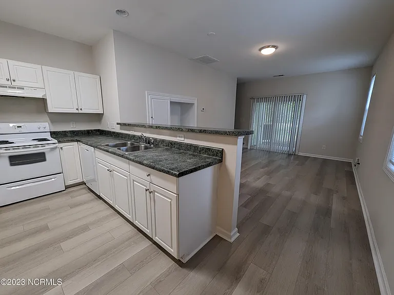 5617 Juneberry Ct — Photo 6