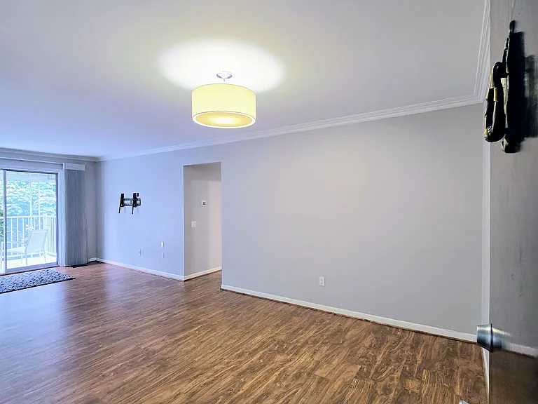 42221 Toddmark Ln — Photo 6