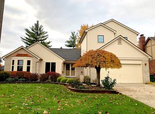14926 Crofton Dr, Shelby Township, MI 48315