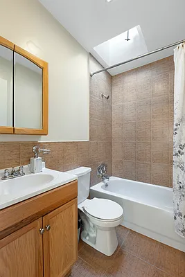 Rented by Compass | media 13