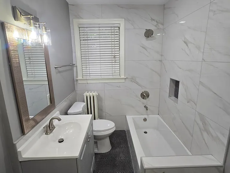 431 N Evergreen St #DOWNSTAIRS — Photo 17