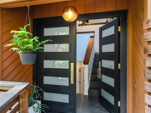 2619 Fir Park Way NE, Santa Rosa, CA 95404