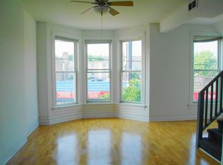 1141 W Belmont Ave #2, Chicago, IL 60657