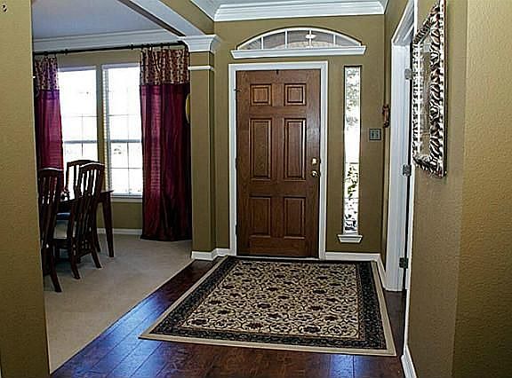 3rd image of 8409 Beech Ln