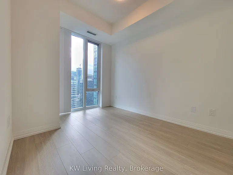 28 Widmer St #4522 — Photo 8