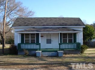 4005 Lofton St, Wade, NC 28395