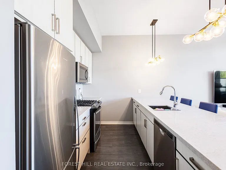 3523 Riva Ave — Photo 8
