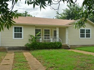 1201 Carolina St, Graham, TX 76450