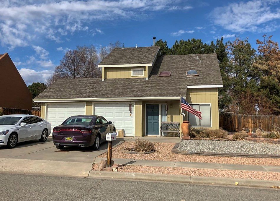 1st image of 374 Garver Ln