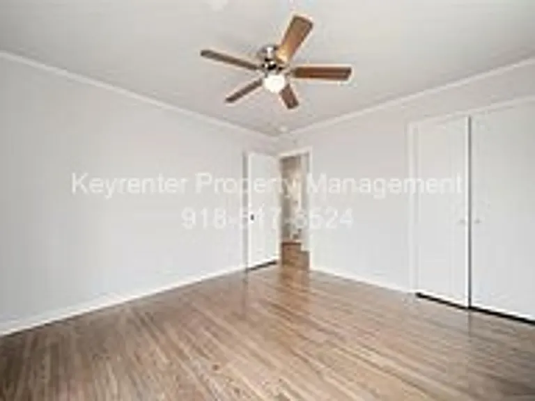 537 S Marion Ave — Photo 26