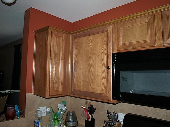 5th image of 10818 Regal Manor Ln