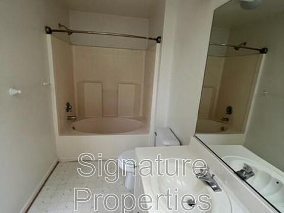 4th image of 1535 Tallwood Cir