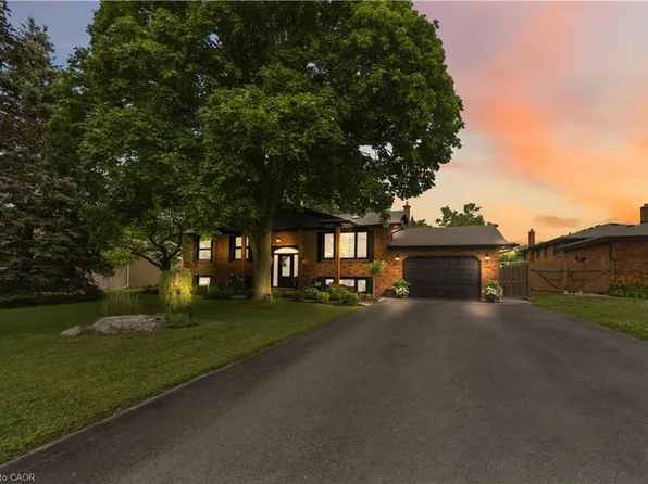 249 Tanbark Rd, Niagara On The Lake, ON L0S 1J1