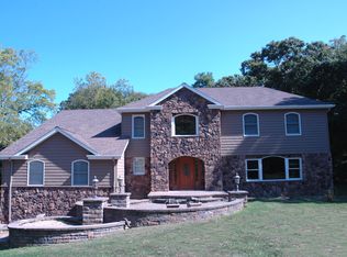 34 Riverview Ter, Smithtown, NY 11787