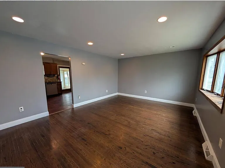 126 Juniper Ave — Photo 5