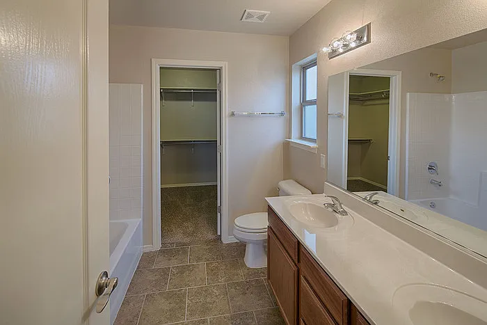 228 Flor Azucena Dr — Photo 17
