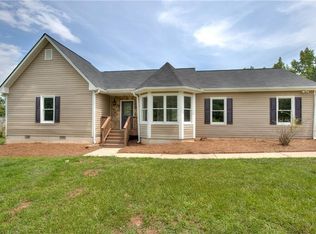 542 Bar J Rd, Temple, GA 30179