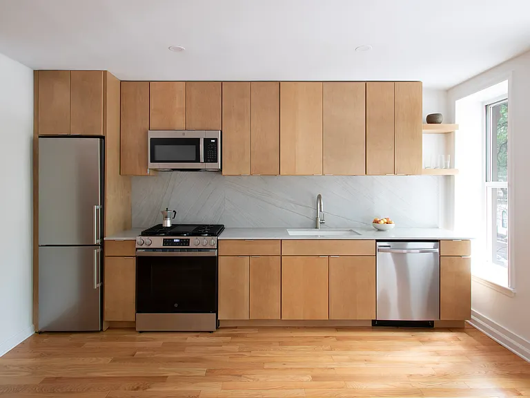 237 Madison St #2 — Photo 1