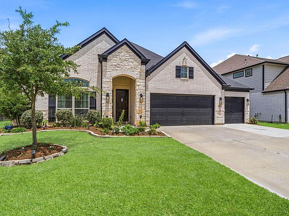 2nd image of 23626 Persimmon Creek Lane