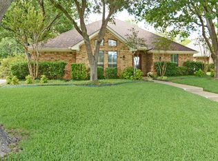 329 Rolling Oak Dr, Murphy, TX 75094