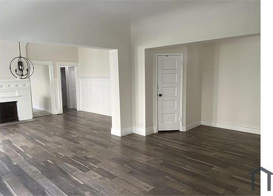 5th image of 1414 N Las Palmas Ave