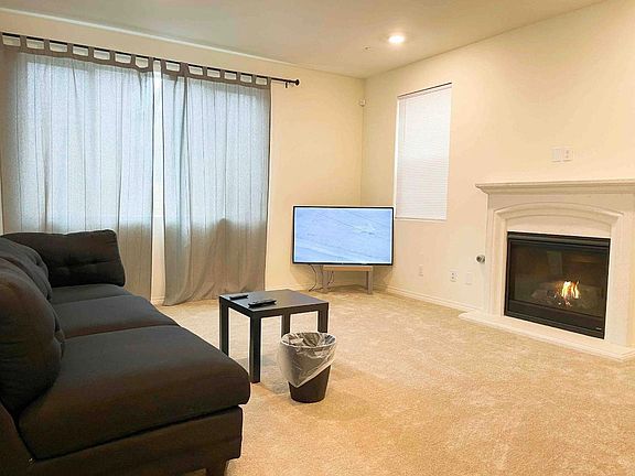 3rd image of 4882 Jordan Ave #A