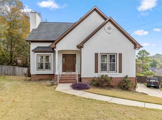 704 Ridge Way Cir, Hoover, AL 35226