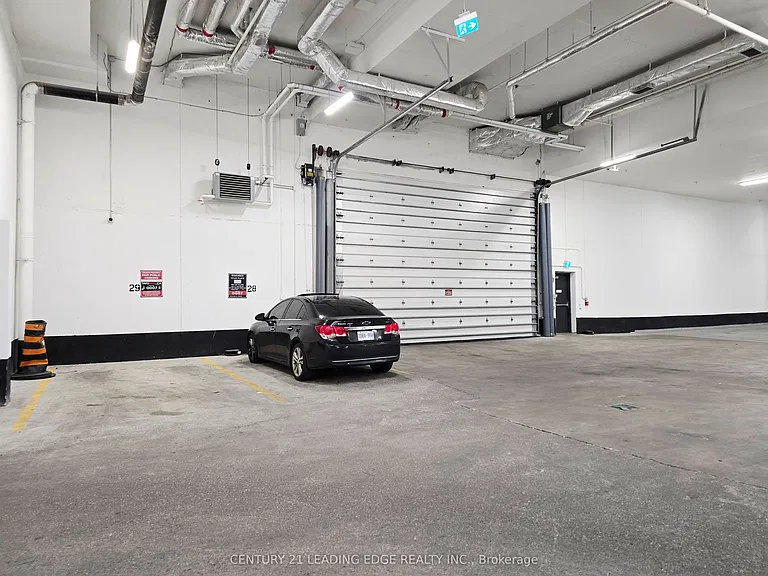 2020 Bathurst St #1006 — Photo 30