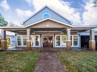 1040 Burlington Blvd, Dallas, TX 75208