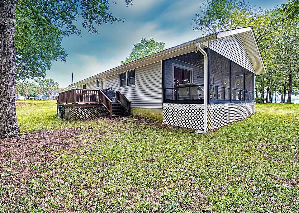 1st image of 224 Beach Dr