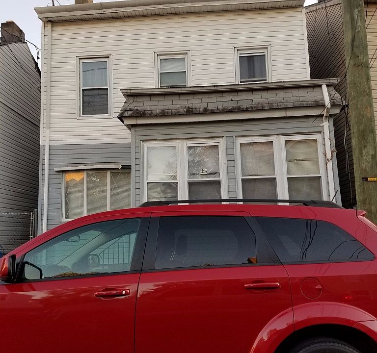 2nd image of 146 16th Ave