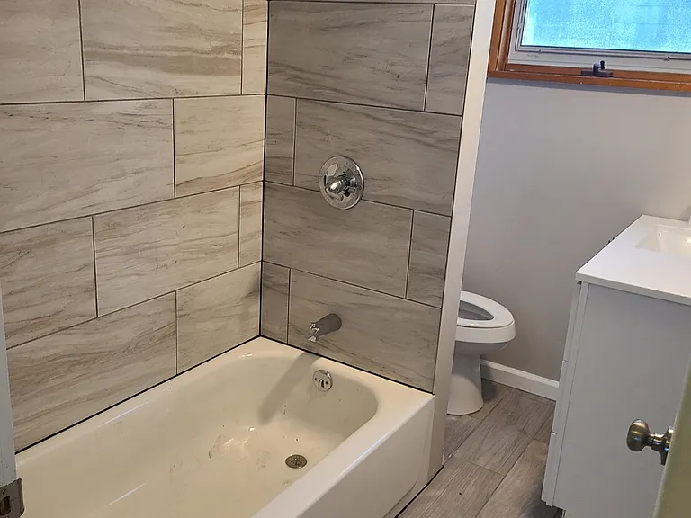 30A Coal St #30A — Photo 3