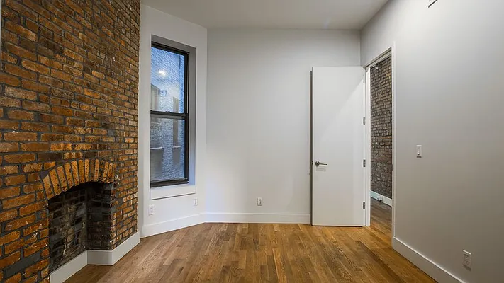 Rented by Nooklyn NYC LLC | media 80