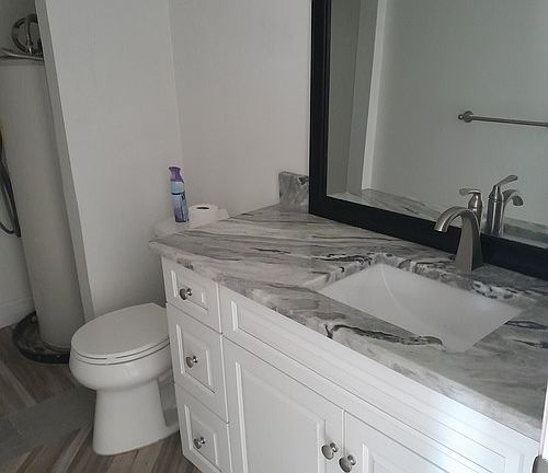 5th image of 3828 Saxon Dr #3828