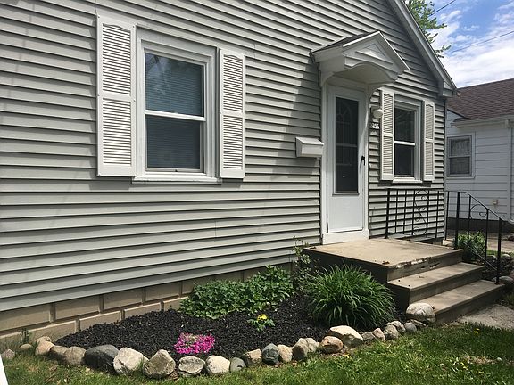 2nd image of 2236 Avon St