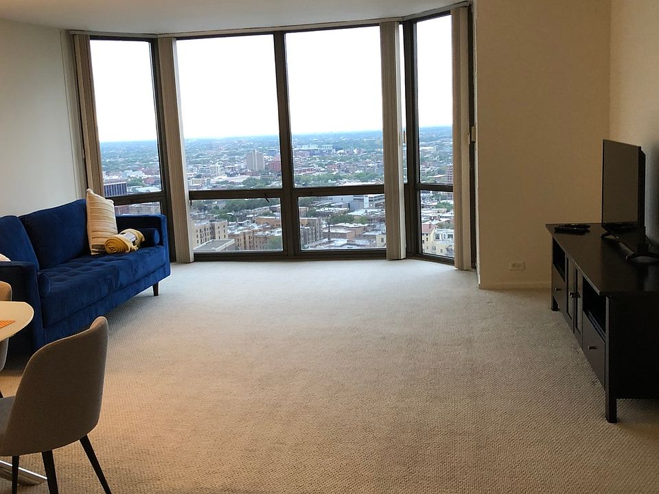 1st image of 2650 N Lakeview Ave APT 3405