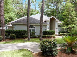 13 Chantilly Ln, Hilton Head Island, SC 29926