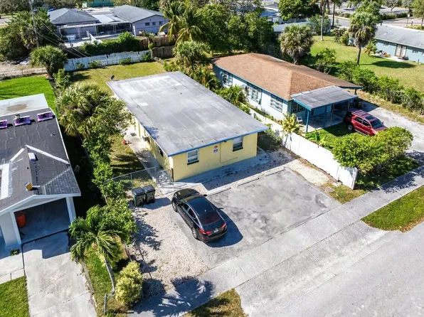 114 SW 9th Avenue, Delray Beach, FL 33444