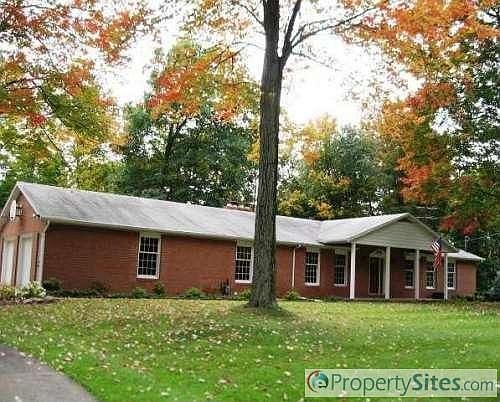 2nd image of 10339 Beech Dr