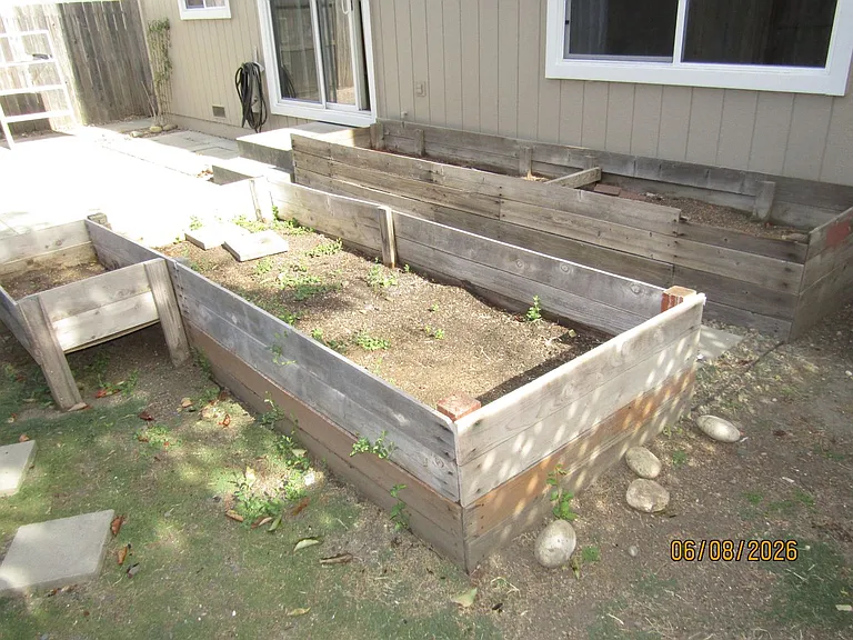 8457 Old Oak Rd — Photo 15
