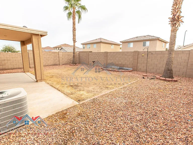 11801 W Paradise Dr — Photo 32