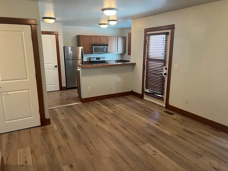 734 S 23rd Ave #3 — Photo 4