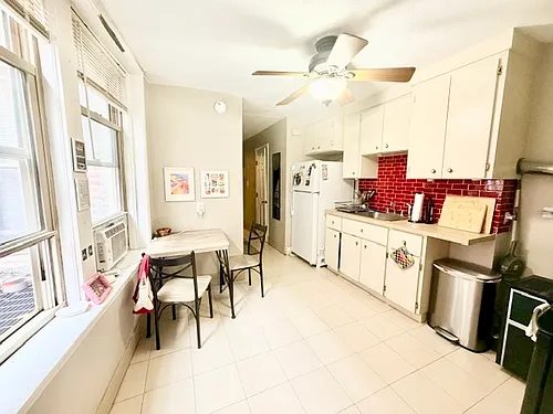 25 Sheafe St Photo 1