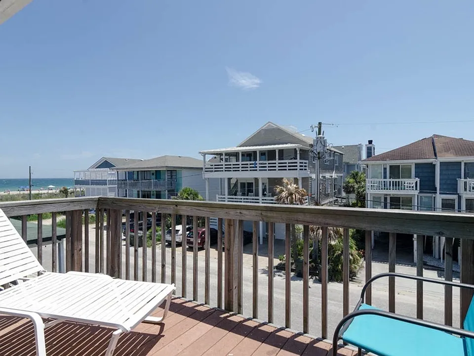 13 E Henderson St #2
