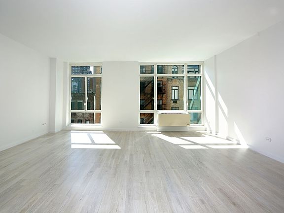 5th image of 55 Thompson St #406