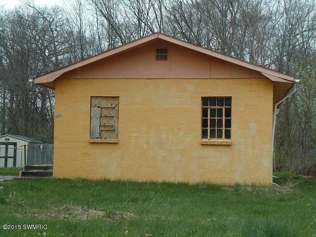 1st image of 927 Waukonda Ave