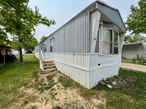 3rd image of 16 Terrace Dr