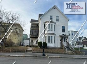 454 Dubuque St, Manchester, NH