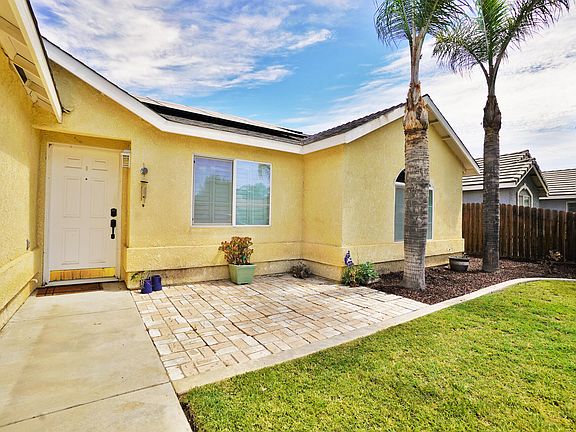 4th image of 1162 Yosemite Drive